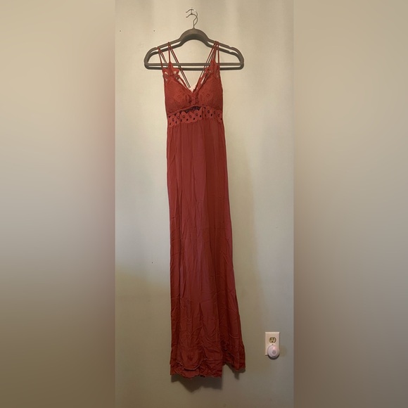 Pink Lily Such A Delight Lace Maxi Dress - Rose / Mauve - Picture 3 of 9